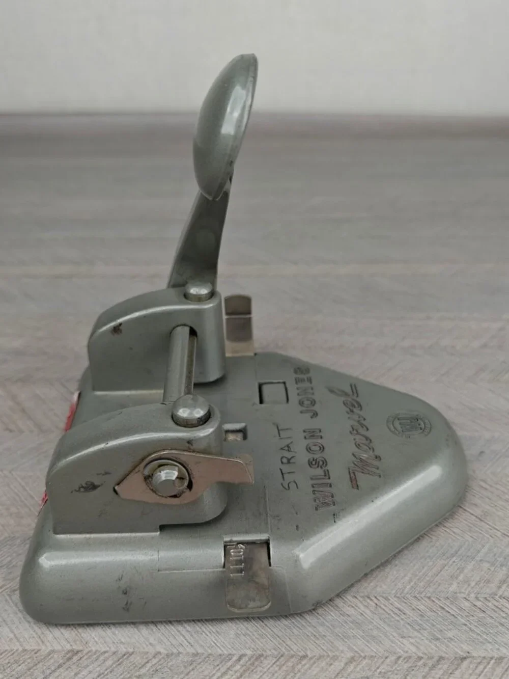Wilson Jones Marvel Vintage Metal Hole Punch 331 Mid-Century Industrial Gray